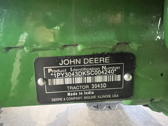 Pre-Owned John Deere 3043D in Palmetto, FL Photo 5