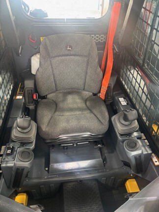 Pre-Owned John Deere 317G in Plant City, FL Photo 5