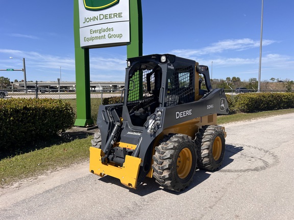 Image of John Deere 324G