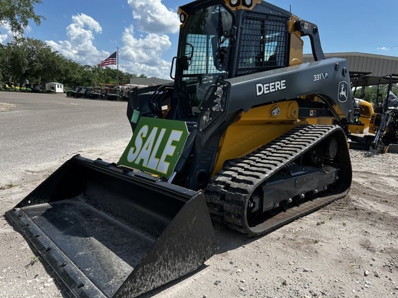 Image of John Deere 331 P