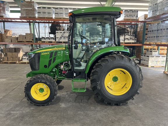 Image of John Deere 4066R