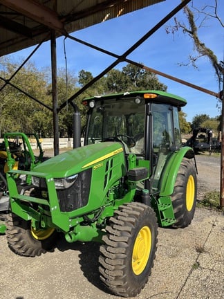 Image of John Deere 5075E