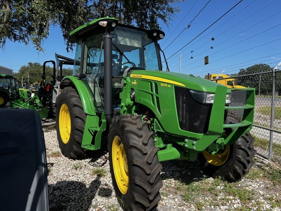 Image of John Deere 5075M