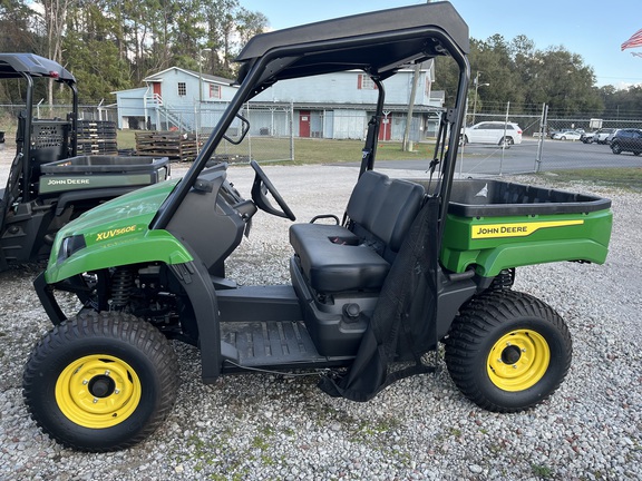 Image of John Deere 560E