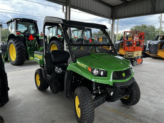 Image of John Deere 560E