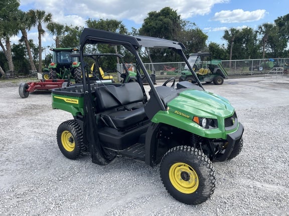 Image of John Deere 560E