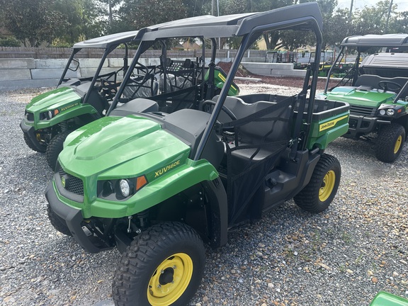 Image of John Deere 560E