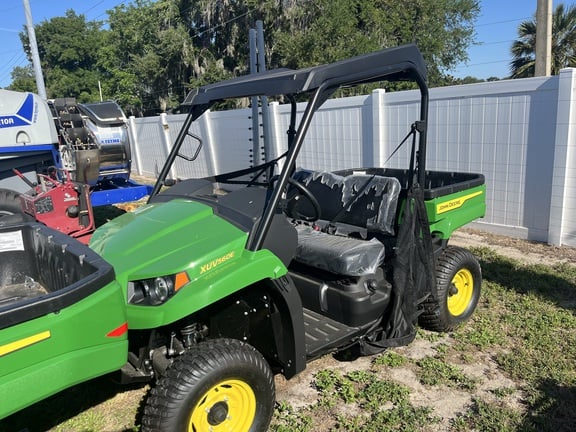 Image of John Deere 560E