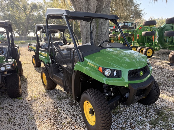 Image of John Deere 560E