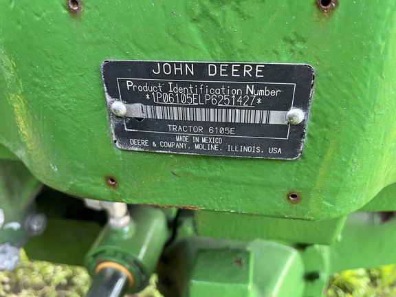 Pre-Owned John Deere 6105E in Okeechobee, FL Photo 6