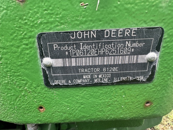 Pre-Owned John Deere 6120E in Belle Glade, FL Photo 7