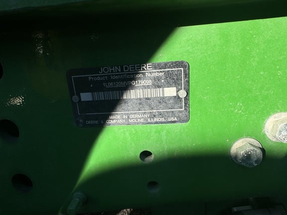 Pre-Owned John Deere 6120M in Belle Glade, FL Photo 5