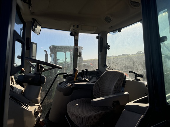 Pre-Owned John Deere 6120M in Belle Glade, FL Photo 5