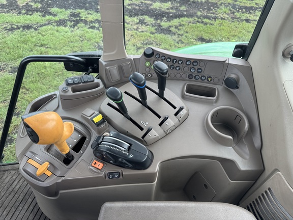 Pre-Owned John Deere 6120M in Belle Glade, FL Photo 5