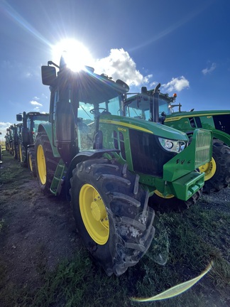 Image of John Deere 6120M