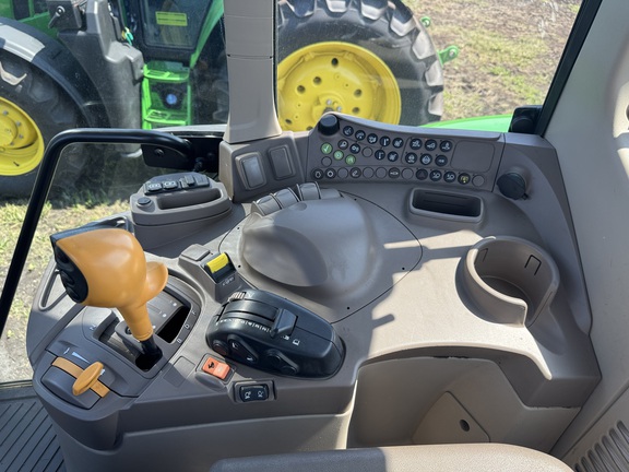 Pre-Owned John Deere 6125M in Belle Glade, FL Photo 5