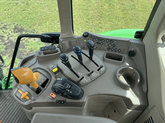 Pre-Owned John Deere 6130M in Belle Glade, FL Photo 5