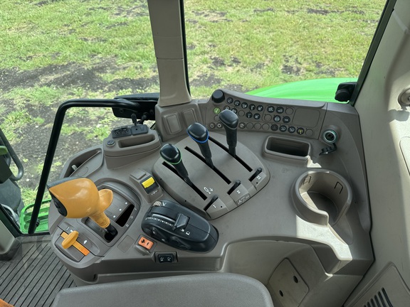 Pre-Owned John Deere 6130M in Belle Glade, FL Photo 5