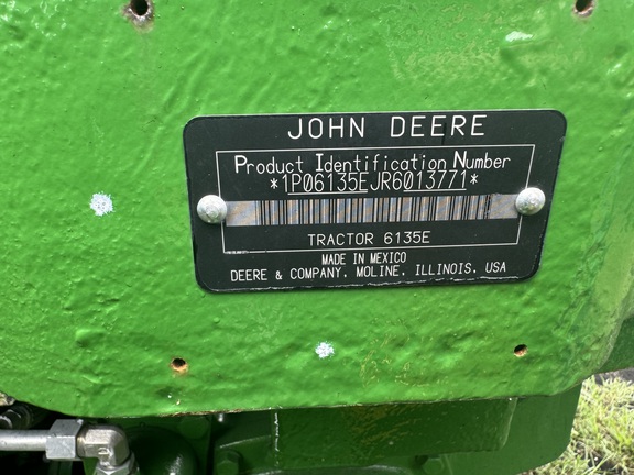 Pre-Owned John Deere 6135E in Belle Glade, FL Photo 7