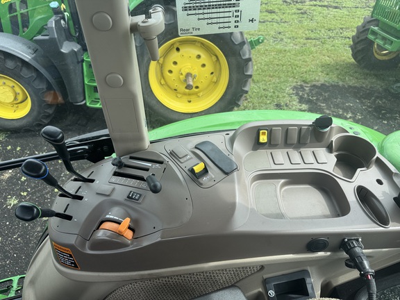 Pre-Owned John Deere 6135E in Belle Glade, FL Photo 5
