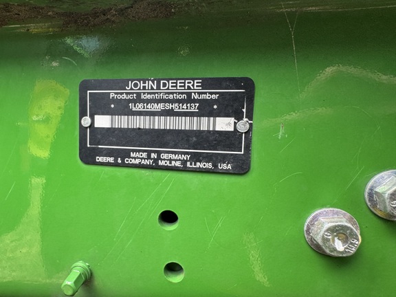 Pre-Owned John Deere 6140M in Belle Glade, FL Photo 7