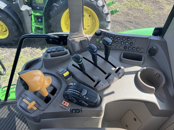 Pre-Owned John Deere 6140M in Belle Glade, FL Photo 5