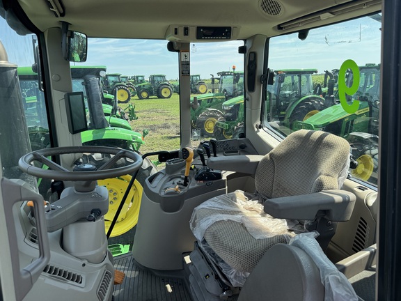 Pre-Owned John Deere 6165M in Belle Glade, FL Photo 6