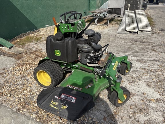 Image of John Deere 652M
