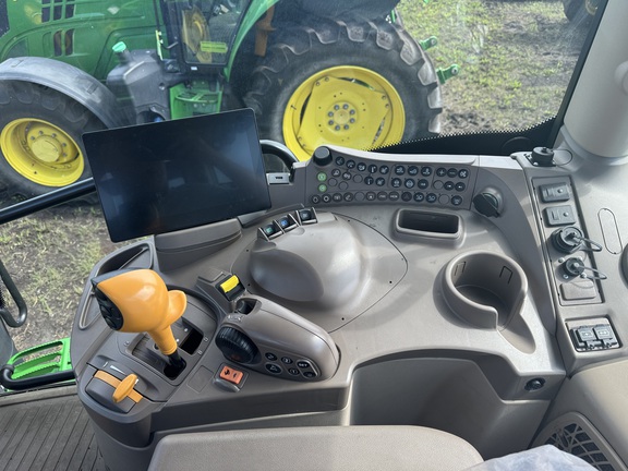 Pre-Owned John Deere 6R 155 in Belle Glade, FL Photo 5