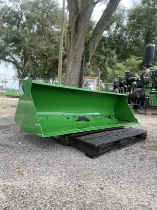 Image of John Deere 73 Materials Bucket