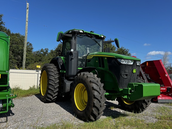 Image of John Deere 7R 210