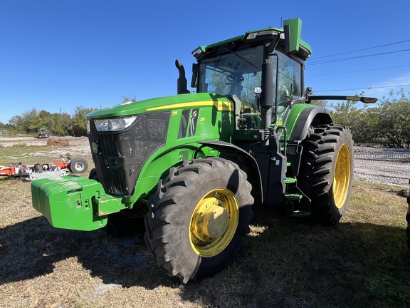 Image of John Deere 7R 210