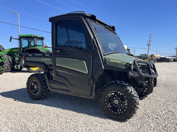 Image of John Deere 835M HVAC