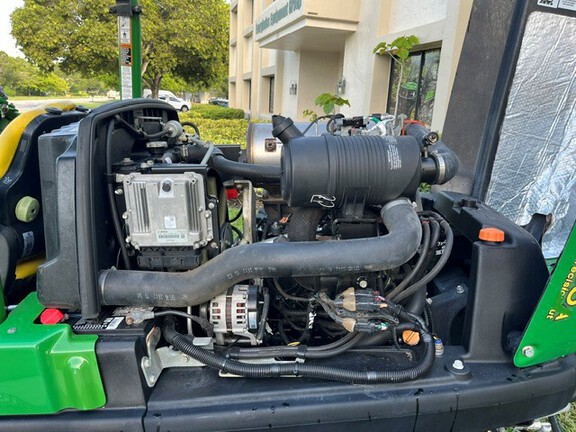 Pre-Owned John Deere 8900A in Boynton Beach, FL Photo 7