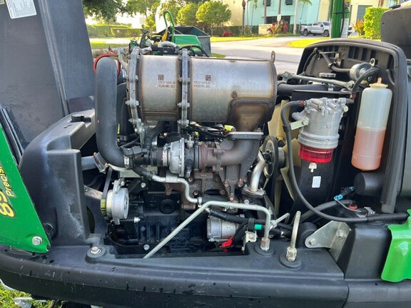 Pre-Owned John Deere 8900A in Boynton Beach, FL Photo 9