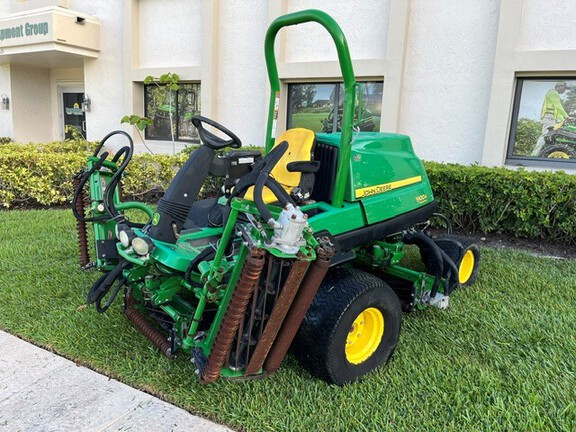 Image of John Deere 8900A
