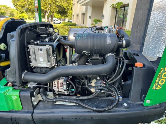 Pre-Owned John Deere 8900A in Boynton Beach, FL Photo 6