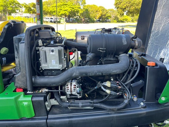 Pre-Owned John Deere 8900A in Boynton Beach, FL Photo 7