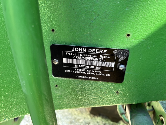 Pre-Owned John Deere 8R 250 in Fort Pierce, FL Photo 6