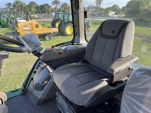Pre-Owned John Deere 8R 310 in Okeechobee, FL Photo 5