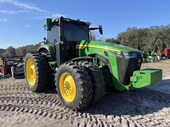 Image of John Deere 8R 340
