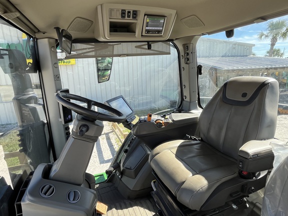 Pre-Owned John Deere 8R 410 in Okeechobee, FL Photo 5