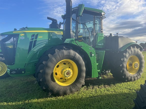 Image of John Deere 9R 440