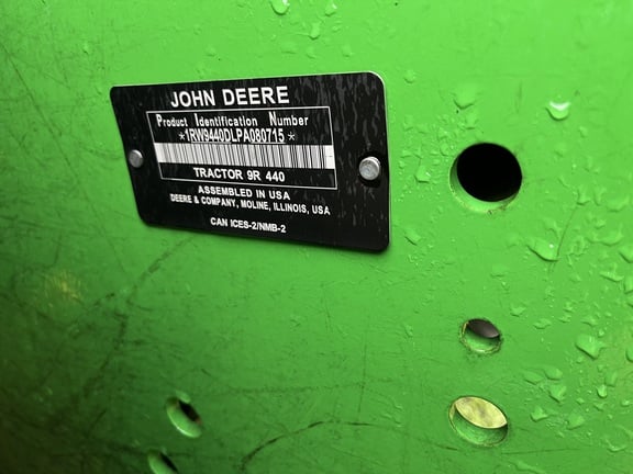 Pre-Owned John Deere 9R 440 in Okeechobee, FL Photo 7