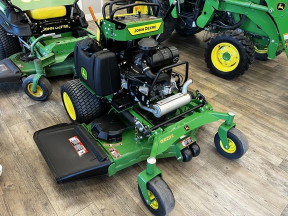 Image of John Deere Q820E