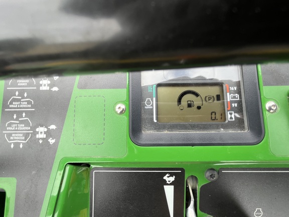 Pre-Owned John Deere Q850M in Fort Pierce, FL Photo 5