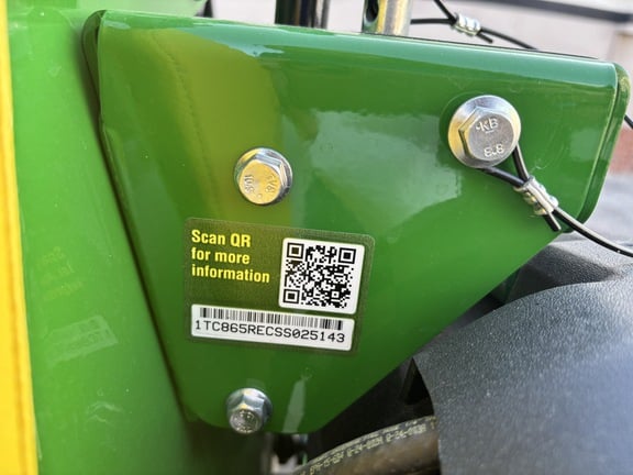 Pre-Owned John Deere Q865R 72 in Orlando, FL Photo 5