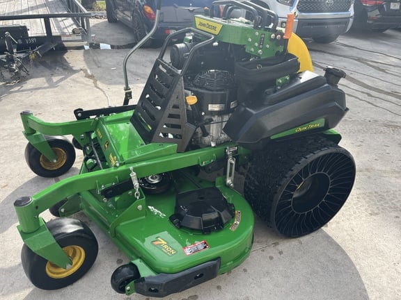 Image of John Deere Q865R