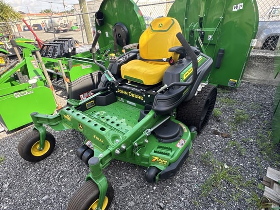 Image of John Deere Z920M