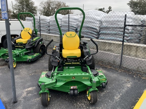 Image of John Deere Z930M